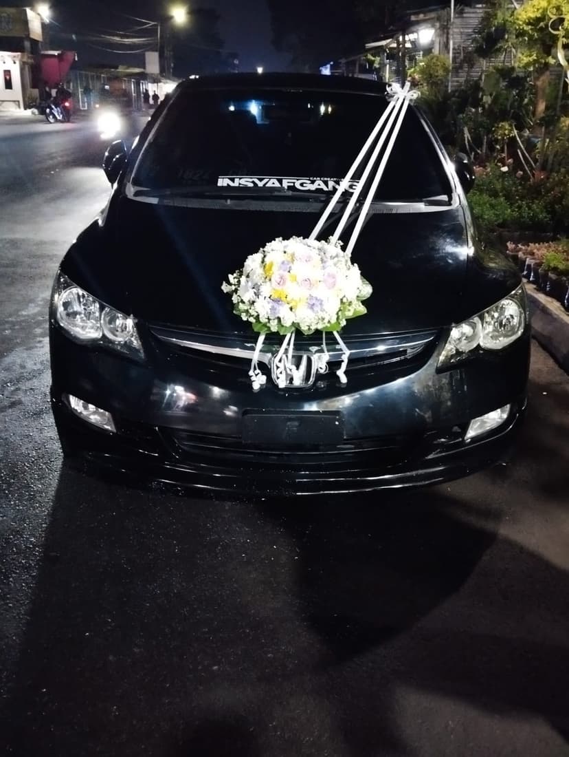 https://yansflorist.com/image/produk/Bunga-Mobil/Bunga-Mobil-Model-3-0.png